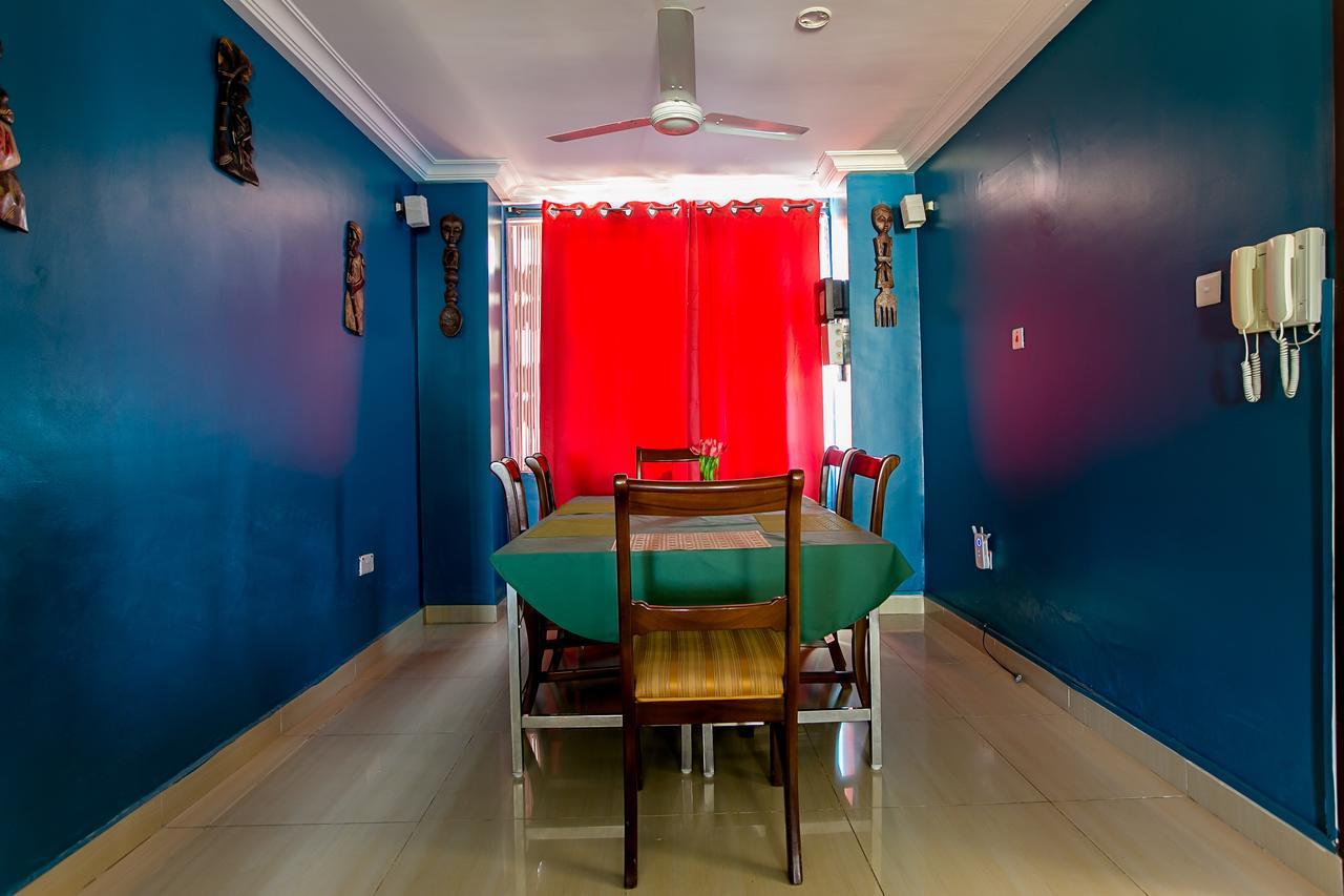 @Home Boutique B&B Hostel And Suite Accra Extérieur photo